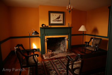 Amy-Parrish-indoor-2-of-4